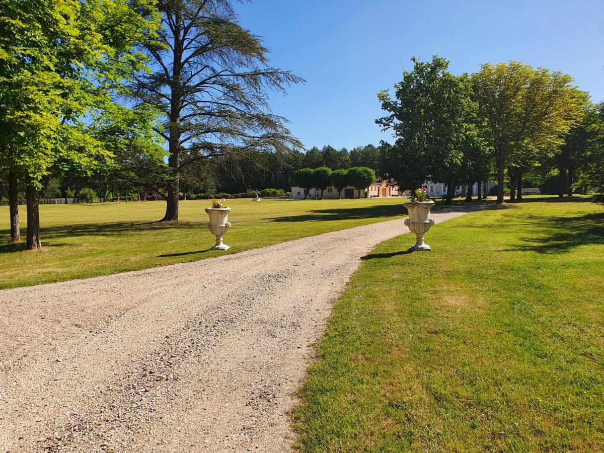 Domaine Du Rothay Villa Lassay-sur-Croisne Exterior photo